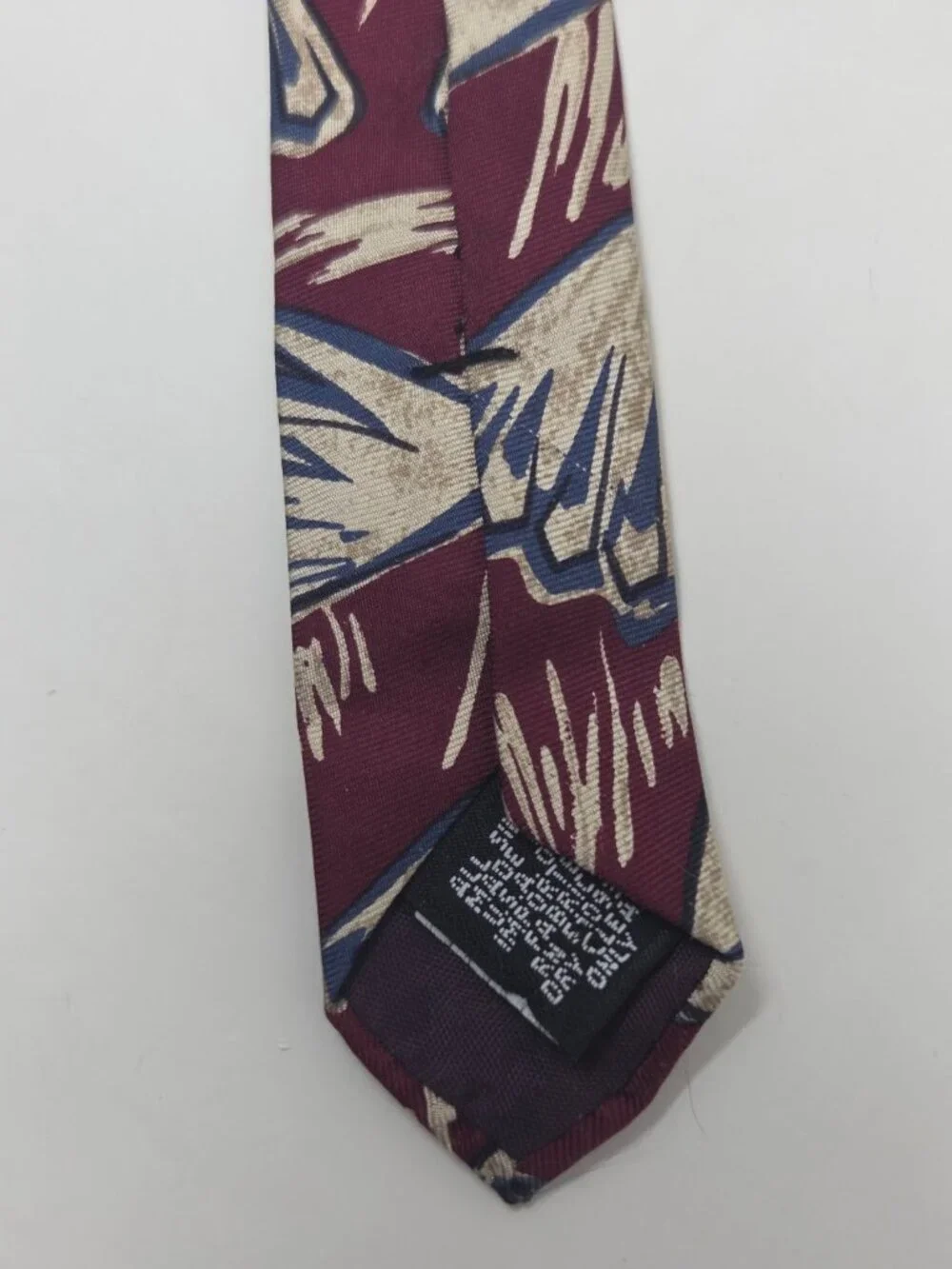 Stuart Ashley All Silk Mens Tie 59 Inch Burgundy Blue Abstract Pattern